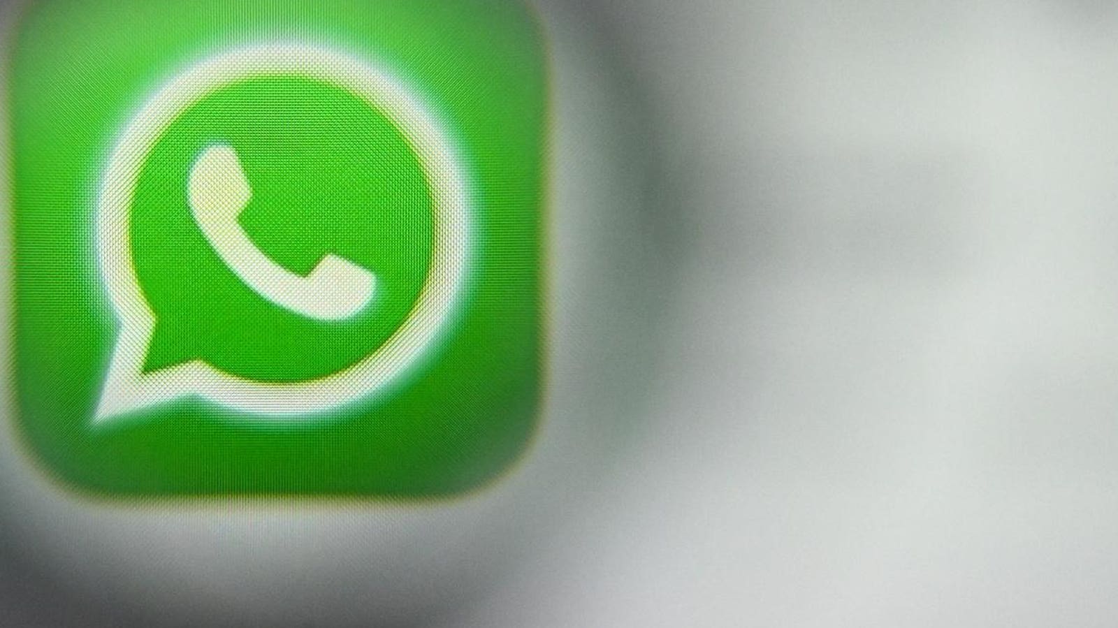 If You Use WhatsApp, Delete Every Chrome Extension On This List