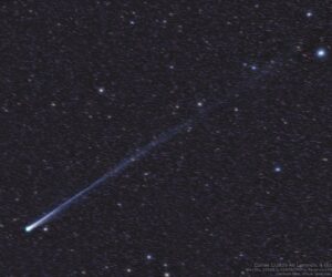 How To Easily Find Both Comets Near Stars