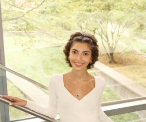 Teen’s ‘Stomach Ache’ Was Stage 3 Ovarian Cancer. Read Her Journey.