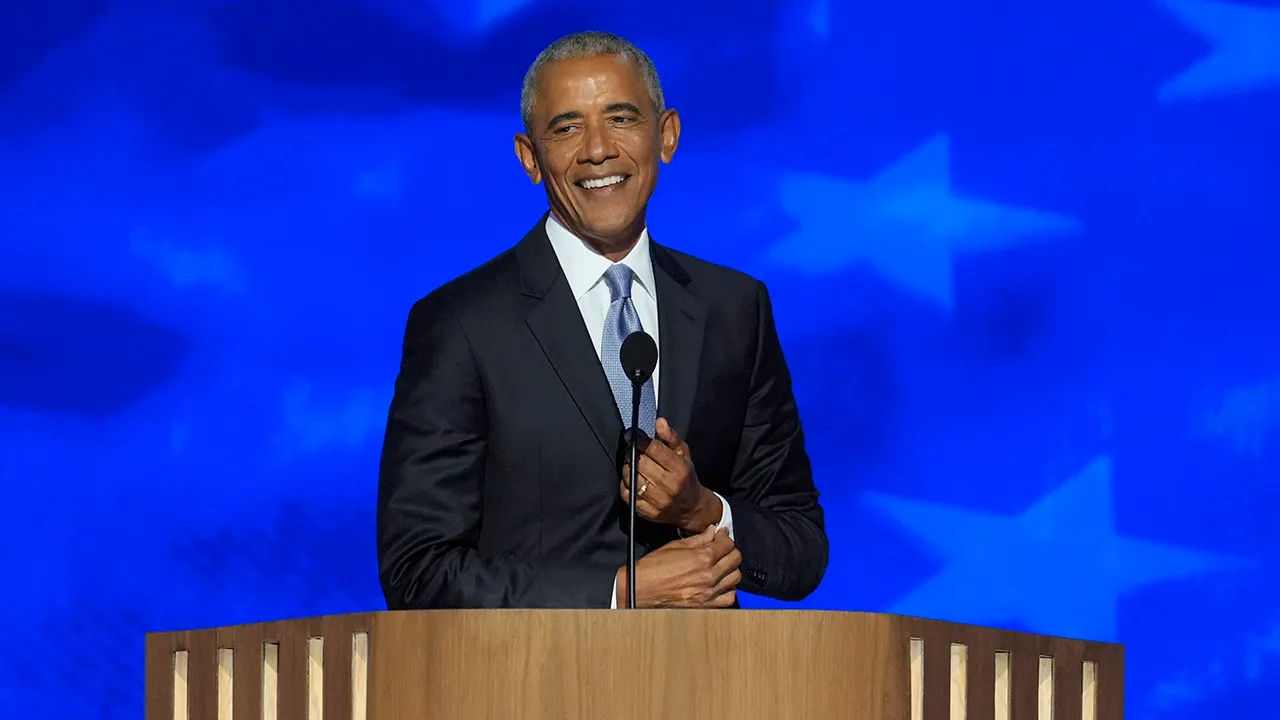 Obama campaigns for Democrats in New Jersey, Virginia governor races