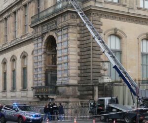 Ex FBI Agent Weighs in on First Louvre Heist Arrests