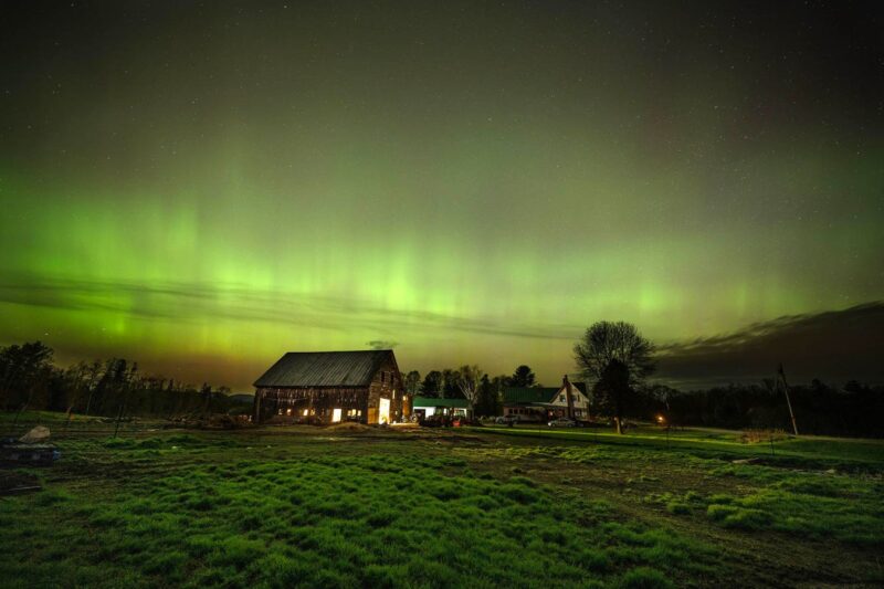 12 States May See Aurora Tuesday Night