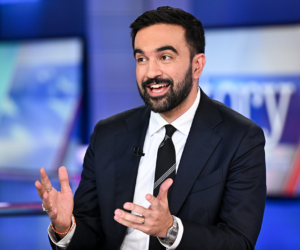 NYC mayor election Tuesday pits rookie Mamdani vs experienced Cuomo