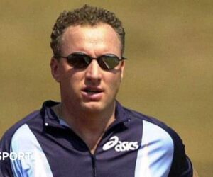 Vicente Modahl: Ex-Olympic athletics coach accused of child sex offences