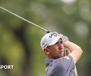 Tom McKibbin: NI golfer hits course record to lead Hong Kong Open