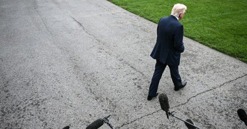 Trump administration uses government websites and email messages to pin the shutdown on Democrats