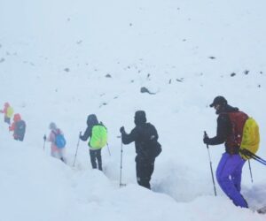 Over 200 hikers still stranded as blizzard hits Mount Everest