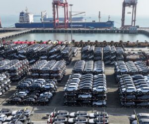 GM takes $1.6 billion hit on electric vehicle rollout as U.S. automakers rethink future