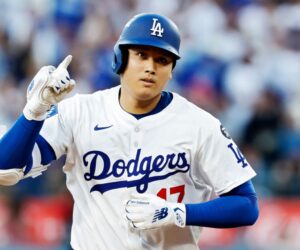 Ohtani hits 3 HRs as Dodgers sweep Brewers to clinch World Series berth