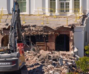 Demolition crew finishes tearing down White House’s East Wing for a new ballroom