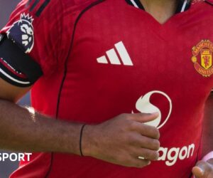 Premier League: Man United & Man City to pay tribute to synagogue attack victims