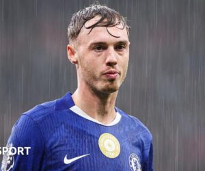 Cole Palmer: Chelsea forward expected to be out until November with persistent groin injury