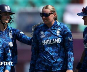 Sophie Ecclestone: England to monitor spinner for World Cup semi-final after shoulder injury