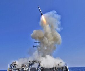 Trump considers 1000-mile range Tomahawks for Ukraine against Russia