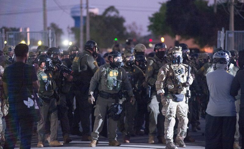 Children Caught Up In ‘Military-Style’ ICE Raid in Chicago