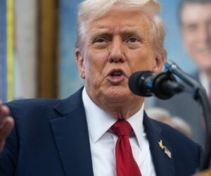 Republicans and Democrats React to Government Shutdown
