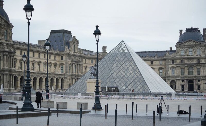 The Last Time the Louvre Was Robbed