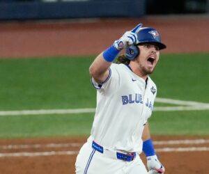 Addison Barger slept on teammate’s hotel rom pullout before Game 1