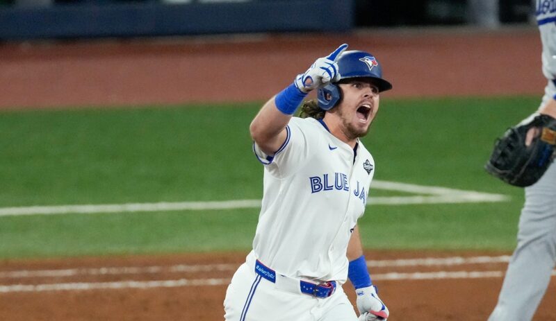 Addison Barger slept on teammate’s hotel rom pullout before Game 1