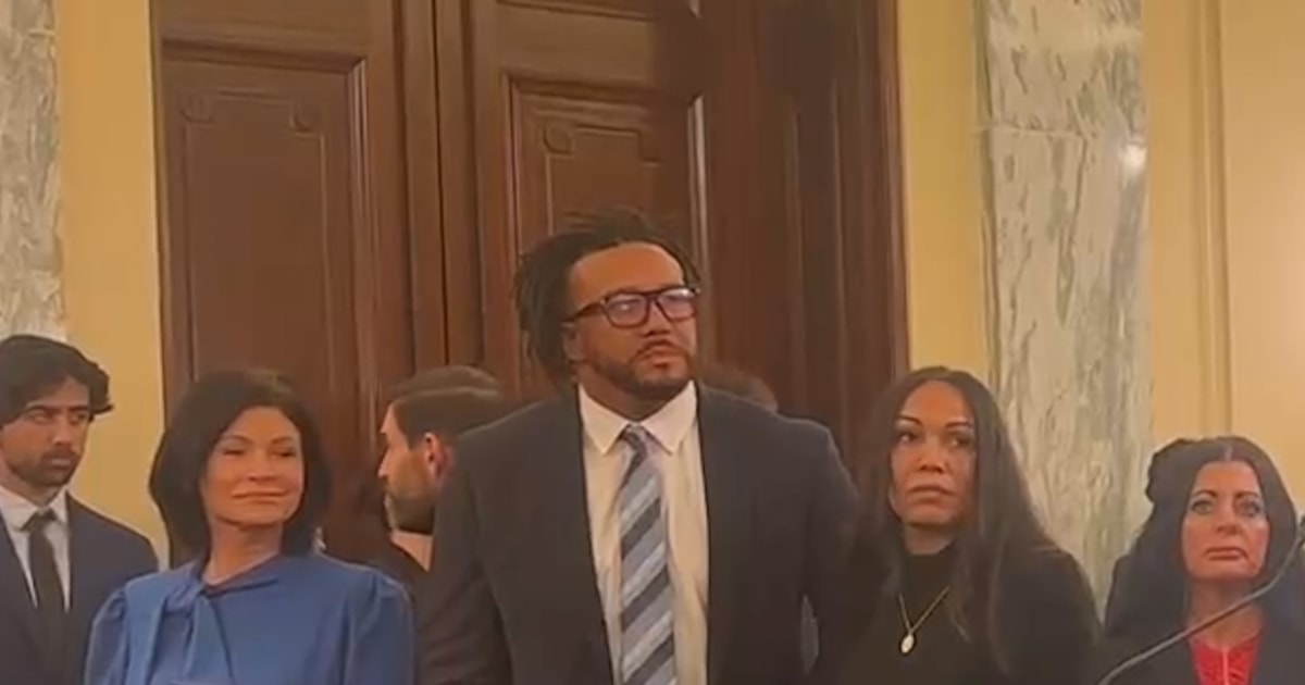 Proposed bill would ban AI chatbot companions for minors