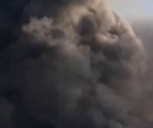 Video shows Israeli airstrikes on Gaza neighborhood