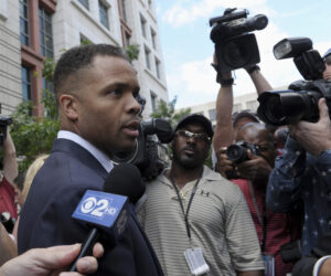 Jesse Jackson Jr. to launch bid for his old seat