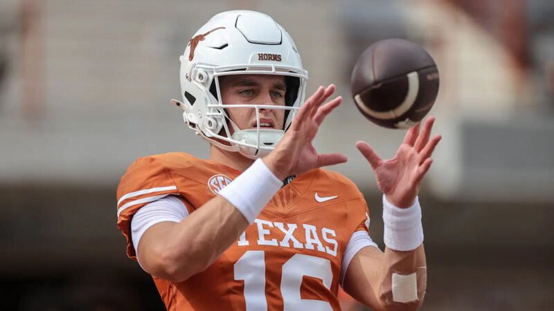 Arch Manning receives encouraging words from Texas alum amid rough season