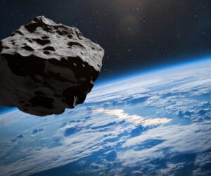 Astronomers spot skyscraper-sized asteroid on fast orbit