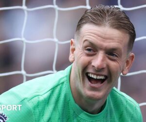 Jordan Pickford signs new Everton deal: ‘Dark days behind us’