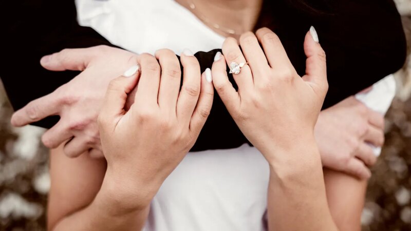 ‘The Feels’ singles mixer fosters deeper dating connections at $200 per person