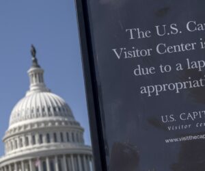 Government shutdown enters 3rd day amid Senate stalemate and more top headlines