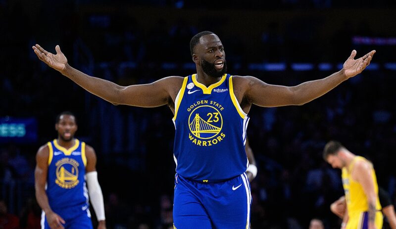 Warriors’ Draymond Greens gets technical foul from bench less than 7 minutes into season