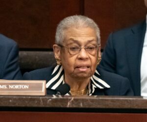 DC delegate Eleanor Holmes Norton scammed over $4,000 by fake workers at home