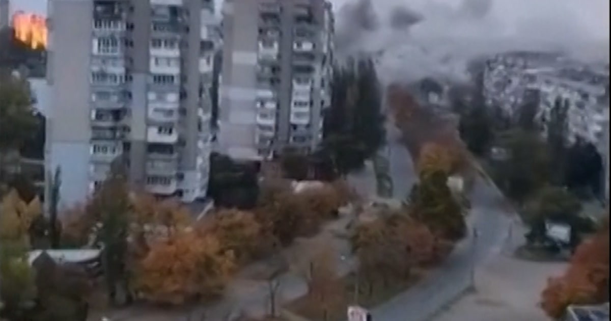 Explosions in Kherson from deadly Russian drone attack