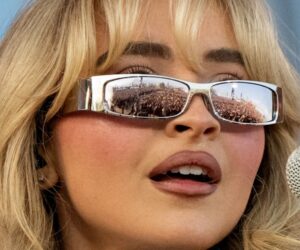 Sabrina Carpenter hosts ‘SNL’ as Domingo sketch returns