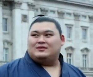 Sumo superstars take over London
