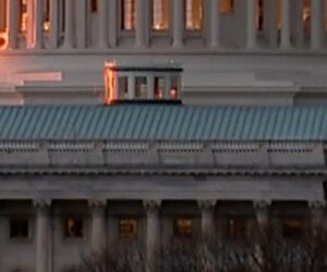 Benefits to expire as government shutdown continues