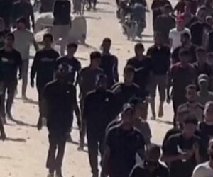 Palestinians arrive in Gaza City as ceasefire continues