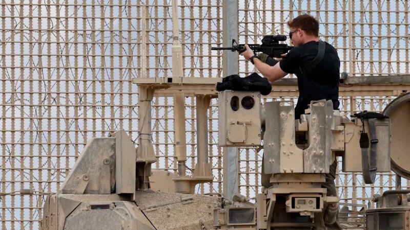 Israeli troops fire on suspects crossing Gaza ceasefire boundary line