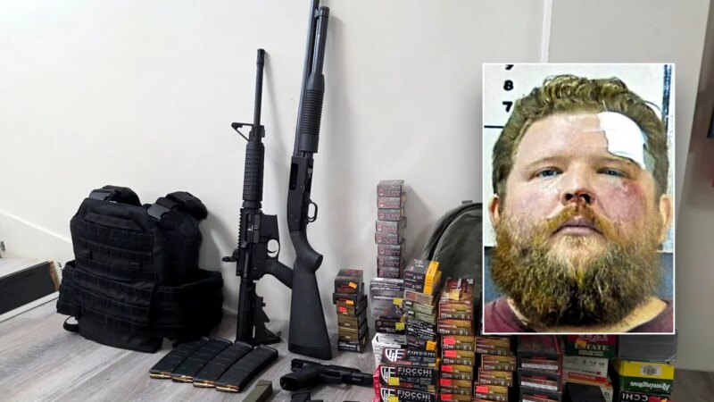 Alabama man arrested for alleged synagogue threats; weapons stockpile seized