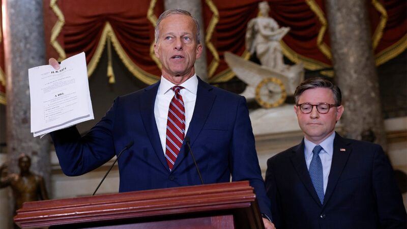 Republicans reckon with funding deadline amid shutdown impasse with Dems