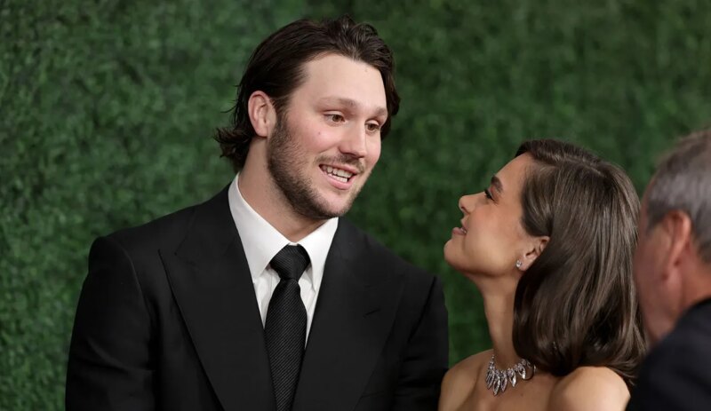 Josh Allen says marriage to Hailee Steinfeld taught him valuable life lesson