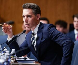 Hawley introduces farm and SNAP funding bills amid government shutdown