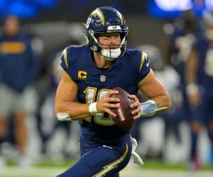 Chargers bounce back with commanding Thursday night win over Vikings
