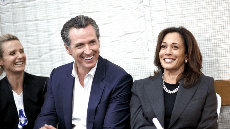 California Democrats Newsom and Harris keep 2028 presidential options open
