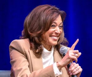 Joe Rogan and Andrew Schulz mock Harris’ claim to be most qualified candidate