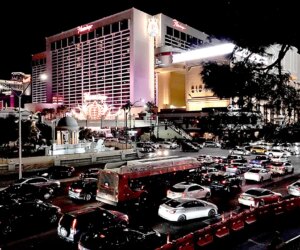 Las Vegas price-fighting tips, plus 5 Hooters history insights