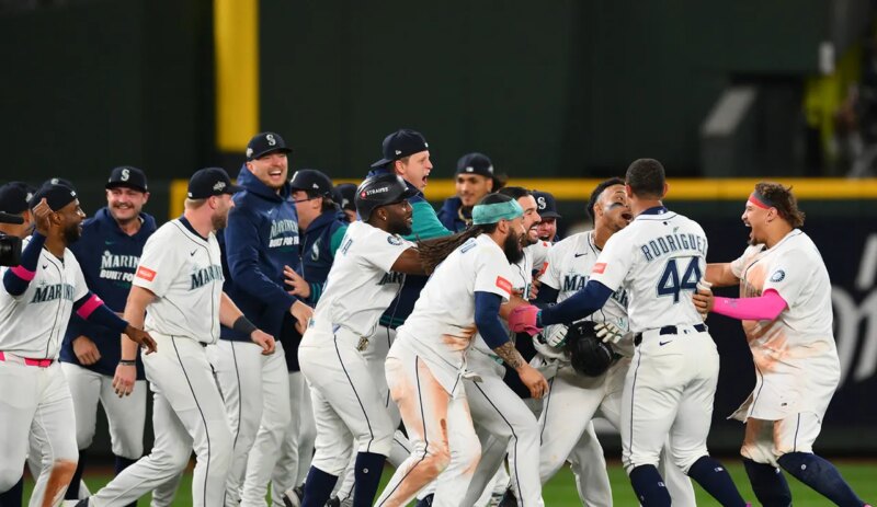 Mariners advance to first ALCS since 2001 after 15-inning win