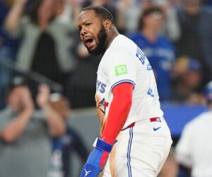 Blue Jays force ALCS Game 7
