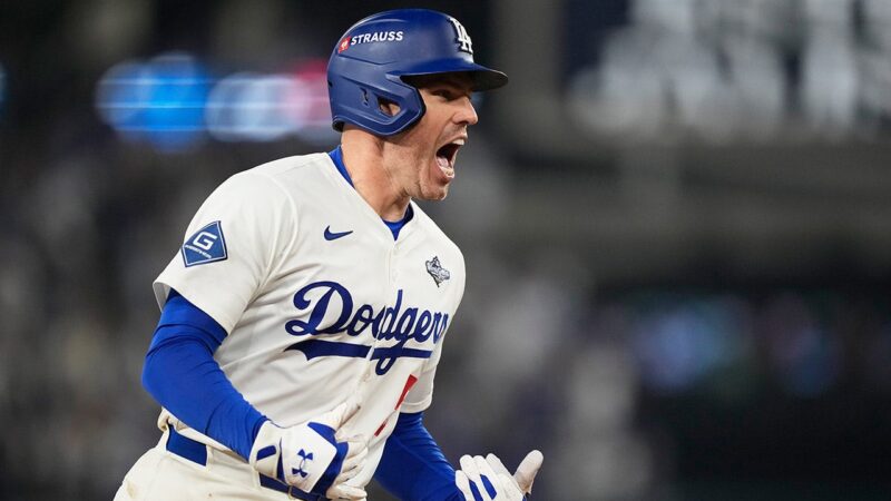 Dodgers, Blue Jays deliver epic World Series game